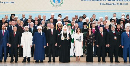 Prezident İlham Əliyev Dünya dini liderlərinin II Sammitinin açılış mərasimində iştirak edib
