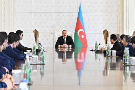 Prezident İlham Əliyevin Azərbaycan millisinin üzvləri ilə görüşü