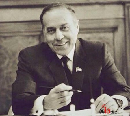Ali Sovetin sədri Heydər Əliyevin 1993-cü il 24 iyunda Prezident səlahiyyətlərini icra etməyə başlaması ilə əlaqədar