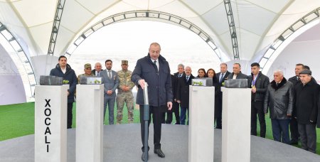 Prezident İlham Əliyevin carinilin 26 fevral tarixində Xocalı şəhərində icra  hakimiyiyyətinin nümayəndələri ilə görüşü