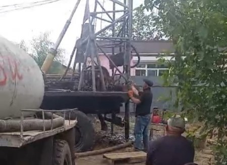 Xırmandalı kəndində artezian quyusu istifadəyə verildi