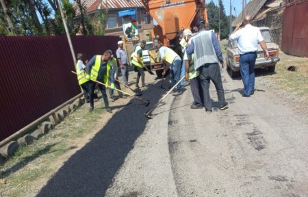 Sığdaş kəndində ziyarətgah yolu cari təmir olundu