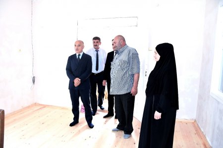 Boradigah qəsəbəsində şəhid ailəsi üçün təmir edilən evə baxış keçirilib