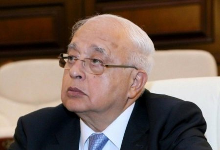 Elçinə ağı - Xalq yazıçısı Anar yazır