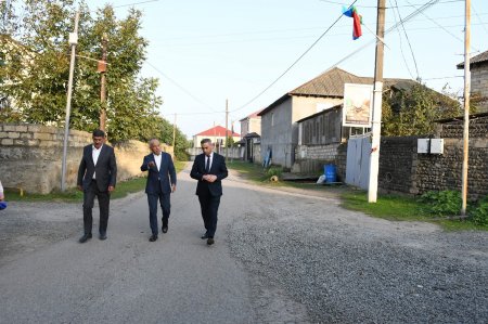 Rayon rəhbəri Boradigah qəsəbəsində şəhid adına olan küçələrə baxış keçirib