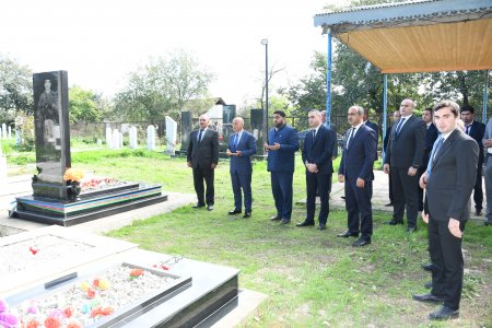 Masallının İkinci Yeddioymaq ərazisində şəhid məzarları rayon rəhbəri tərəfindən ziyarət olundu
