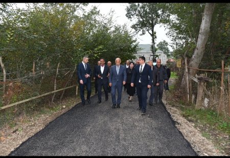 Məmmədoba kəndində şəhid Füzuli Əliyevin ailəsinin yaşadığı küçəyə asfalt örtüyü döşənmişdir