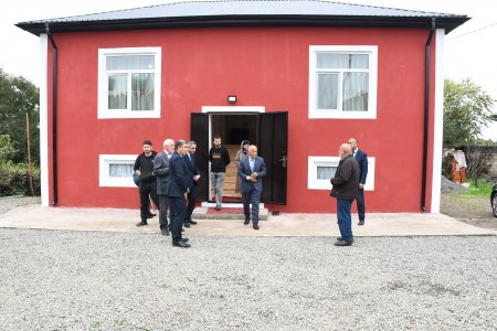 Ərkivan qəsəbəsində  evi yanan vətəndaşın yeni tikilən evinə baxış keçirilib