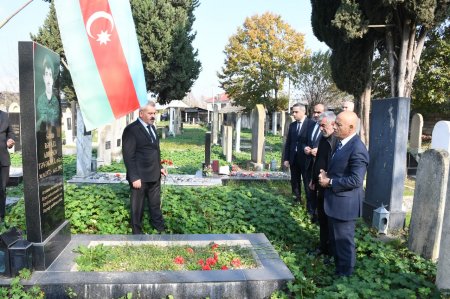 Masallı şəhərində şəhid məzarları rayon rəhbəri tərəfindən ziyarət olundu