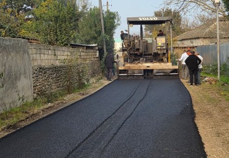Şərəfə kəndində Vətən Müharibəsi şəhidi Ramazan Vəliyev küçəsinə asfalt örtüyü döşənmişdir