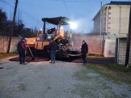 Göyəçöl kəndində Birinci Qarabağ Müharibəsi şəhidi Nicat Həsənovun ailəsi yaşayan küçəyə asfalt örtüyü döşənmişdir