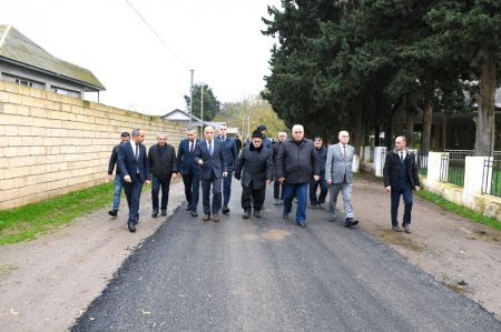 Rayon rəhbəri Qızılağac kəndində I Qarabağ Müharibəsi şəhidi Sübhan Xəlilov adına məktəbə gedən yola döşənmiş asfalt örtüyünə baxış keçirib