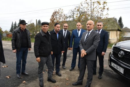 Rayon rəhbəri Çaxırlı kəndində Vətən Müharibəsi şəhidi Ağamalı Ağayevin adını daşıyan küçədə aparılan asfaltlanma işlərinə baxış keçirib