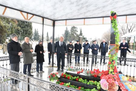 Rayon rəhbəri Təzə Alvadı ərazisində şəhid məzarlarını ziyarət etdi 21.01.2026