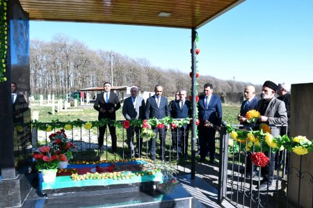 Rayon rəhbəri Öncəqala ərazisində şəhid məzarlarını ziyarət etdi 18.02.2026