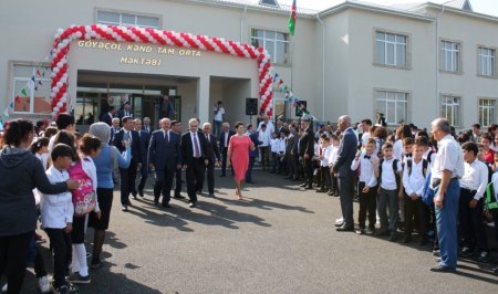 Masallı rayonunun Göyəçöl kəndində yeni məktəb binası istifadəyə verildi
