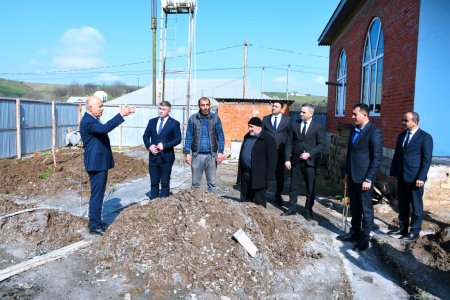 Rayon rəhbəri Güllütəpə ərazisində tikintisinə başlanılan mərasim evinə baxış keçirib - 25.06.2026