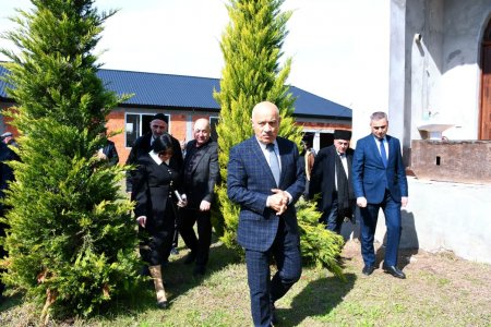 Rayon rəhbəri Hişkədərə ərazisinin Mişkəmi kəndində təmirə başlanılan mərasim evinə baxış keçirib - 04.03.2026