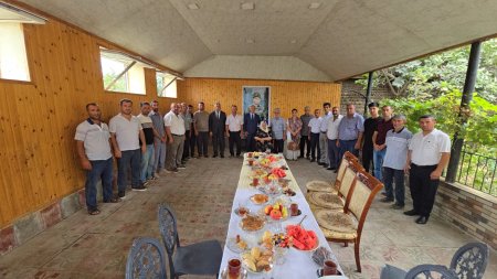 Qızılağac ərazisində şəhid Laçın Qurbanovun adını daşıyan küçəyə baxış keçirilib, şəhid ailəsi ziyarət olunub