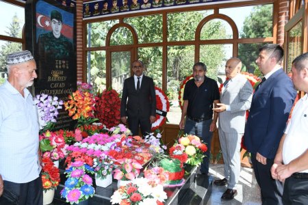 Rayon rəhbəri Qızılağac ərazisində şəhid məzarlarını ziyarət etdi 23.09.2026